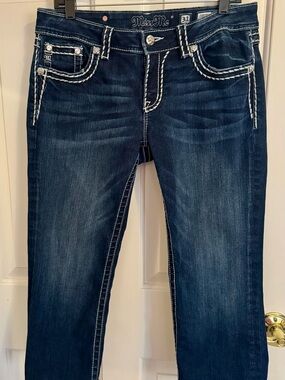 Miss Me Dark Blue Capri Jeans with White Contrast Stitching Size 31